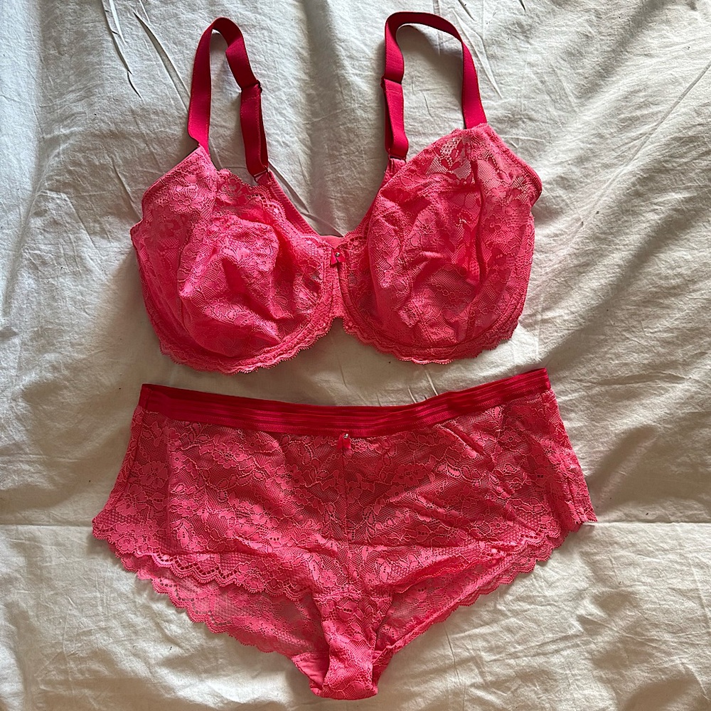 FREYA Balconette bra and panty set